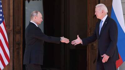 В МИД РФ назвали возможные сроки разговора Путина и Байдена