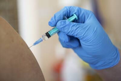 ФАС: вакцина "Спутник" для подростков будет на 30 % дешевле взрослой