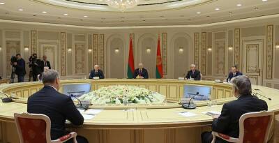 "Последнее зерно отдадим". Александр Лукашенко о близких отношениях с Россией и ее регионами