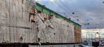 24 аварийных года расселят в Петербурге за два года