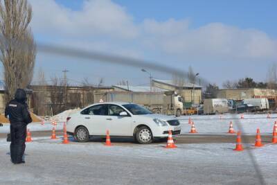 В Крыму появилось много автошкол, которые спешат с выдачей прав начинающим водителям