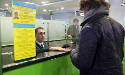 Кабмин ввел временные ограничения на въезд в Украину граждан ряда стран