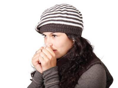 Врач-иммунолог описала симптомы аллергии на холод и варианты лечения