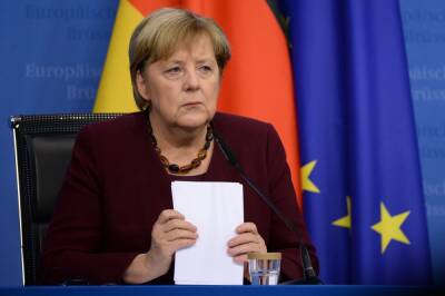 Меркель объяснила выбор песни для церемонии прощания с должностью канцлера