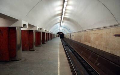 В метро Киева пассажир попал под поезд