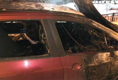 Во Фрунзенском районе задержали троих мужчин, подозреваемых в поджоге автомобиля