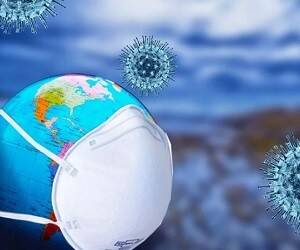 Штамм коронавируса «Омикрон» может превзойти «Дельту» и вытеснить ее — инфекционист из ЮАР
