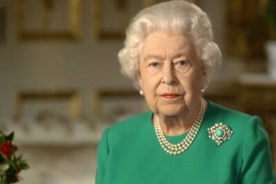 Елизавета II просит принца Уильяма и Кейт Миддлтон не летать на вертолетах