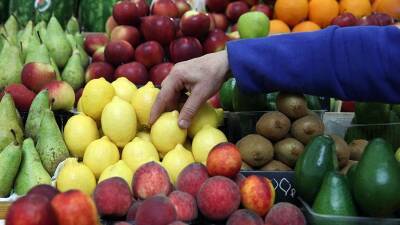 Россия ограничила поставки фруктов и овощей из Турции