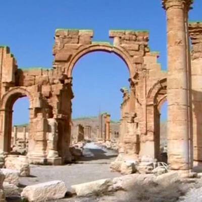 В Сирии началось восстановление триумфальной арки Пальмиры