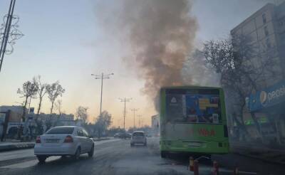 В Ташкенте снова произошло возгорание автобуса