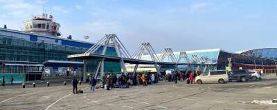 Аэропорт Южно-Сахалинска эвакуировали из-за ложного сообщения о минировании