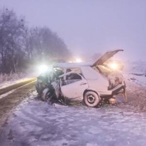 В аварии с двумя легковыми авто на Сумщине погиб человек. Фото