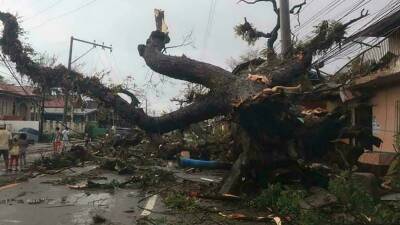 На Филиппинах тайфун "Рай" унес жизни более 200 человек