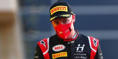 Шумахер посоветовал Никите Мазепину больше не выступать в "Формуле-1" и заняться чем-то другим