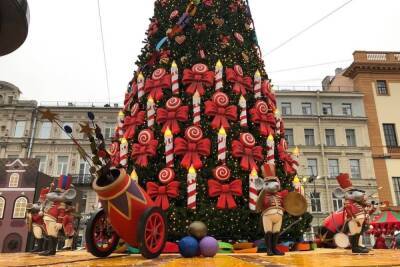 Петербург засияет новогодними красками 20 декабря