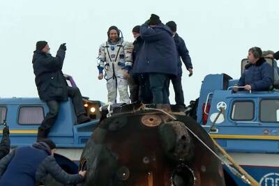 «Туристический» экипаж «Союза МС-20» приземлился в Казахстане