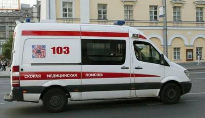 К центральному универмагу Симферополя охранники не пропустили машину скорой помощи