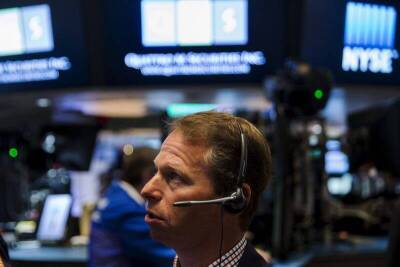 Тревоги об омикроне толкнули вниз европейские акции