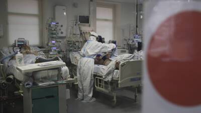 Инфекционист Вознесенский рассказал, у каких пациентов с COVID-19 выше риск быстрой смерти