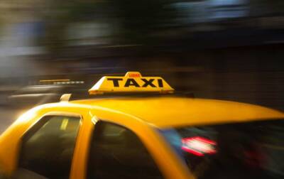 В ГИБДД Москвы назвали самые частые нарушения ПДД водителями такси за 2021 год