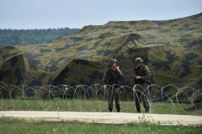 Песков: размещение вооружений НАТО у границ РФ потребует принятия ответных мер