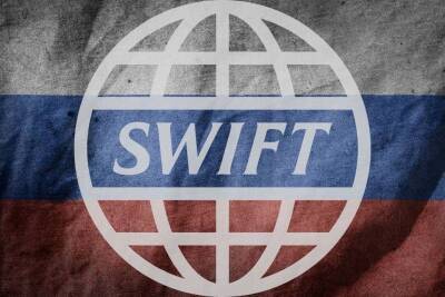 На Украине сокрушаются: Россию никогда не отключат от SWIFT, и на это есть четыре причины