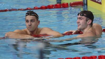 Сборные РФ и США по плаванию завоевали золото в эстафете на ЧМ в Абу-Даби