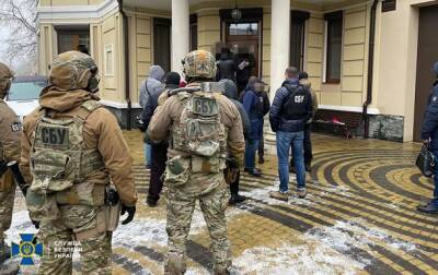На Киевщине чиновники организовали многомиллионные махинации с землей