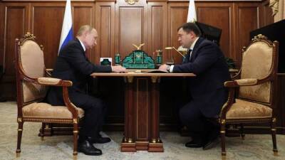 Путин призвал Промсвязьбанк «подставлять плечо» оборонным предприятиям