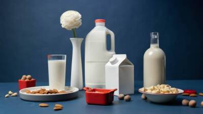 Доктор Мясников предупредил о риске рака простаты из-за чрезмерного употребления молока