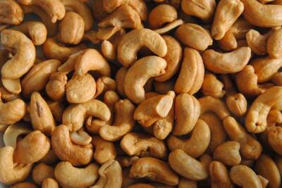 Медики рассказали о пользе орехов кешью для здоровья сердца