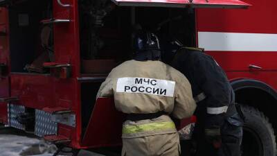 В Вологде загорелся металлический цех площадью 2,5 тыс. кв. м