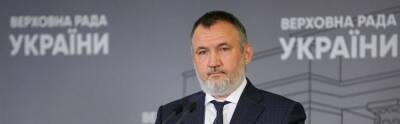Депутат ВР Кузьмин осудил обвинения в адрес Порошенко и Медведчука о закупке угля в Донбассе