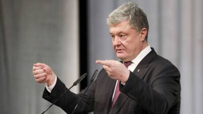 Экс-генпрокурор Украины Луценко рассказал о планах Киева на «сбежавшего» Порошенко