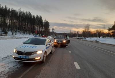 В Выборгском районе проводят рейды с целью пресечения нарушений ПДД