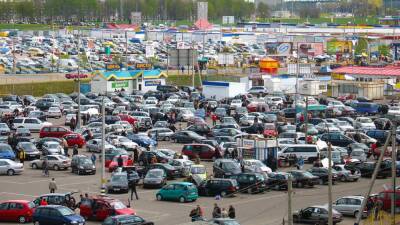 Российским дилерам могут установить лимит на наценку при продаже авто