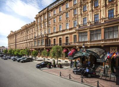 «Гранд Отель Европа» в центре Петербурга остался без света