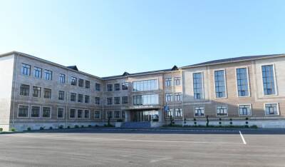 Ильхам Алиев - Эмин Амруллаев - В Азербайджане заново отстроены или реконструированы 3500 средних школ – Эмин Амруллаев - trend.az - Азербайджан