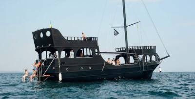 Плыла в Николаев — в Одессе задержали угонщицу яхты «Черная жемчужина»