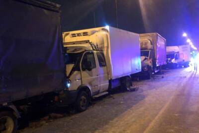 Полиция рассказала подробности массового ДТП с грузовиками на Южной окружной в Рязани