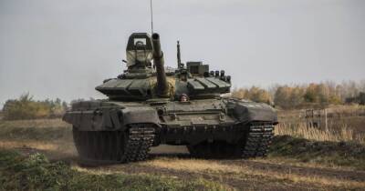 Оккупанты перебрасывают танки к линии разграничения на Донбассе, — штаб ООС (карта)