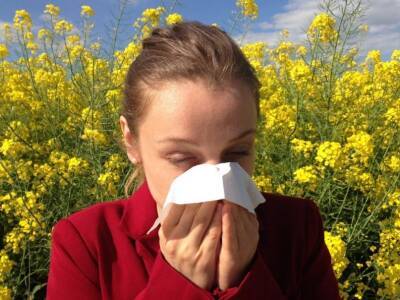 Гиперчувствительно: врач перечислил группы лекарств, способных вызвать аллергию