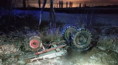 В аварии под Киевом погибли водитель и пассажир трактора