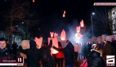 Миша, Миша! — сторонники Саакашвили с ночи проводят акцию