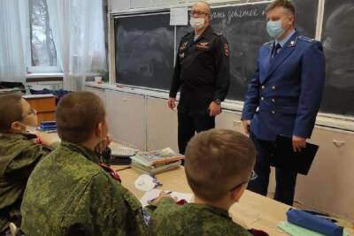 Прокуратура Воронежской области выявила ряд нарушений в казачьем кадетском корпусе