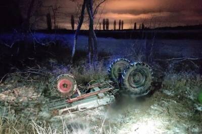 Под Киевом в серьезном ДТП погибли водитель и пассажир трактора