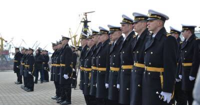 Курсанты Института ВМСУ прошли итоговую аттестацию и были допущены к службе на кораблях (фото)