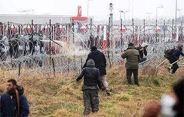Белорусские силовики начали использовать новый метод для прорыва мигрантами польской границы