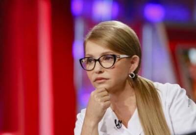 Тимошенко призвала Порошенко не сбегать из страны и доказать свою невиновность